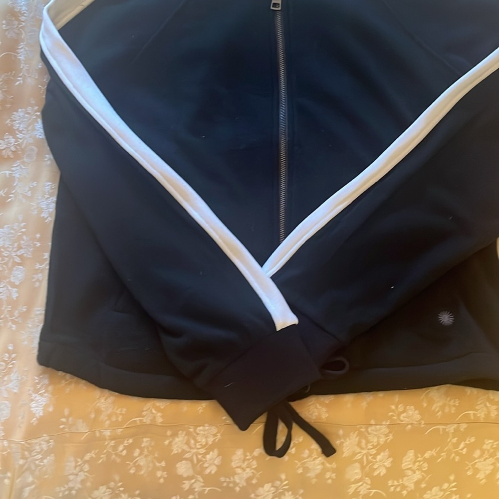 Ugg Sweater - image 6